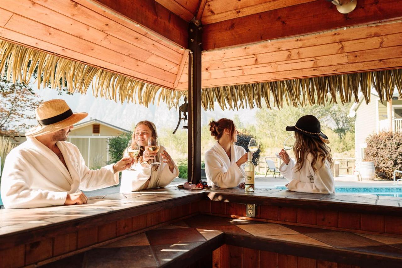 Similkameen Wild Resort & Winery Retreat Osoyoos Luaran gambar
