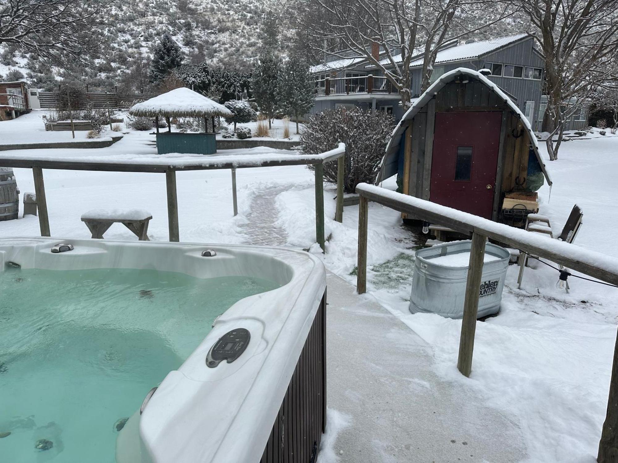 Similkameen Wild Resort & Winery Retreat Osoyoos Luaran gambar