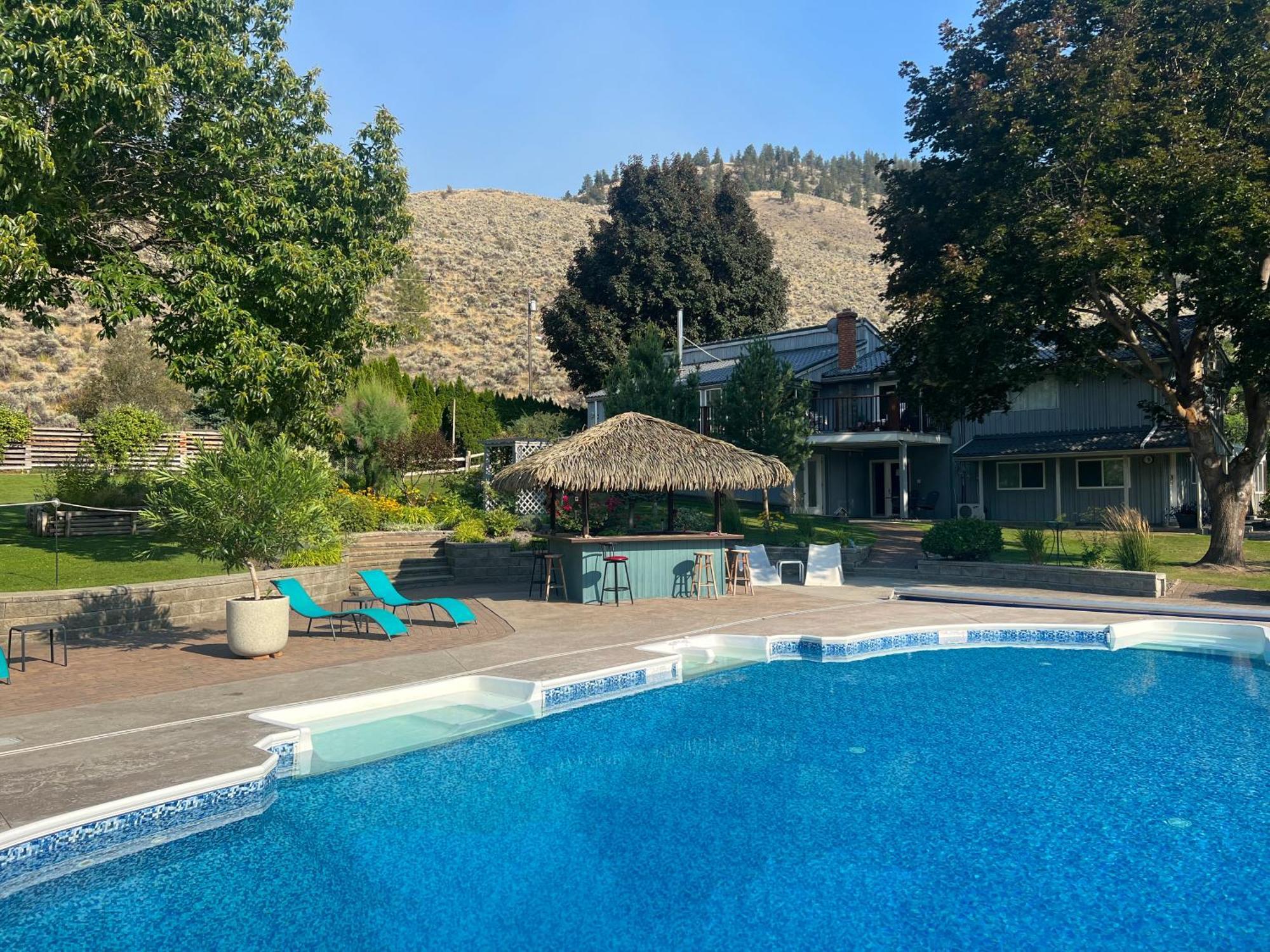 Similkameen Wild Resort & Winery Retreat Osoyoos Luaran gambar