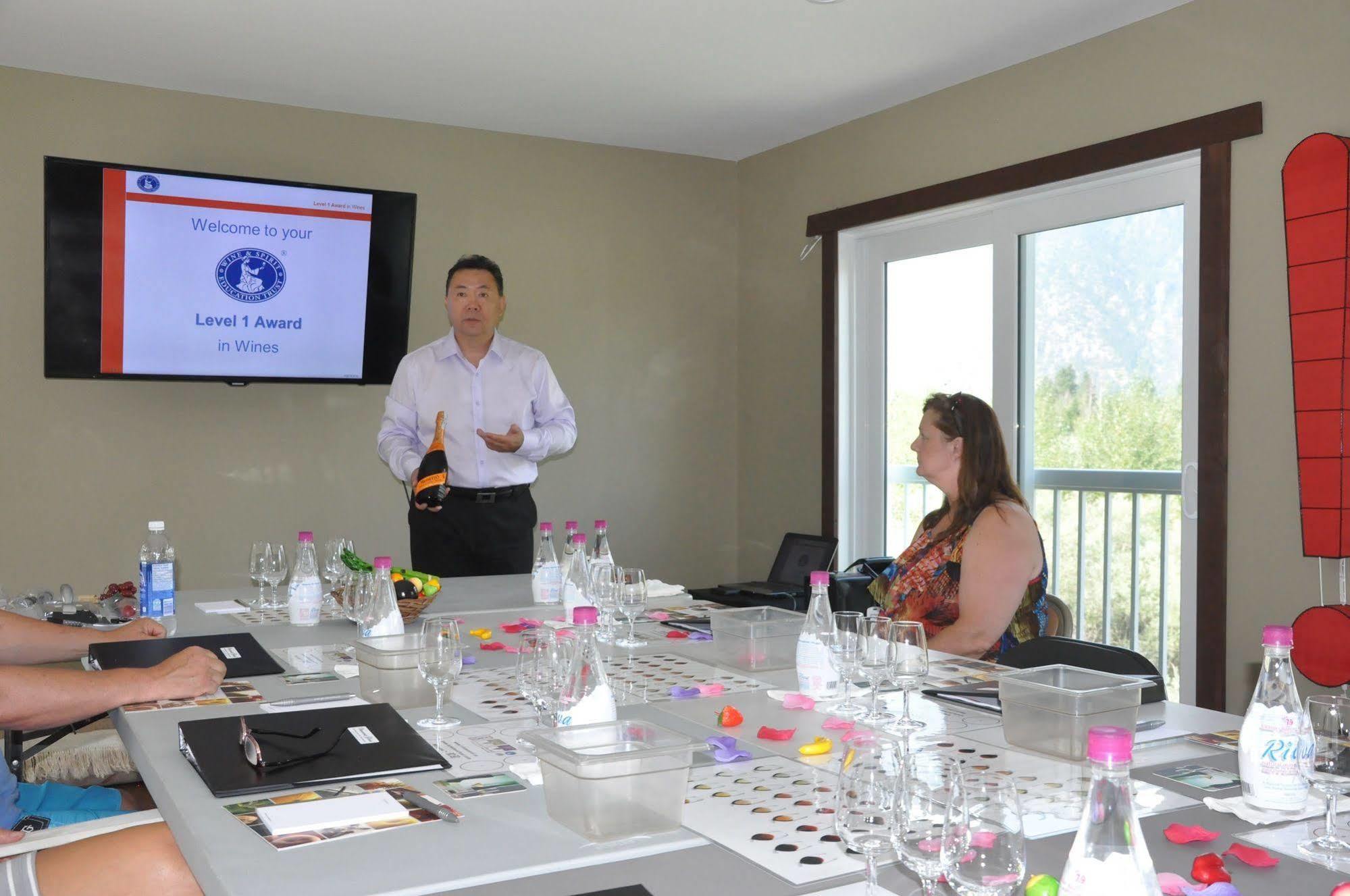 Similkameen Wild Resort & Winery Retreat Osoyoos Luaran gambar